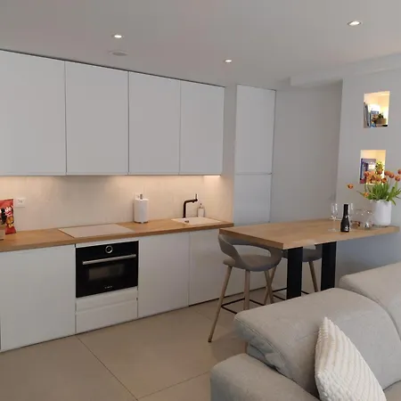 House Rodine - Free Parking & Bikes L'Aia